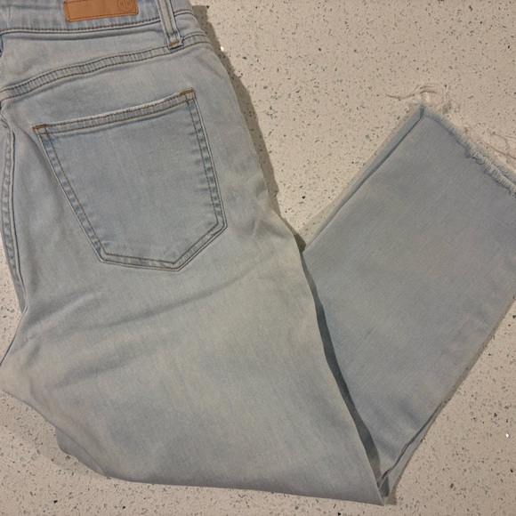 B.P. Light Wash High Rise Straight Jeans – Size 27 - Picture 6 of 6